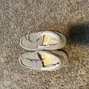 My Pillow Women's Grey Slippers